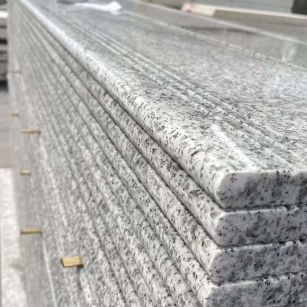 无锡芝麻白楼梯踏步 花岗岩楼梯板材