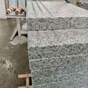 无锡芝麻白楼梯踏步