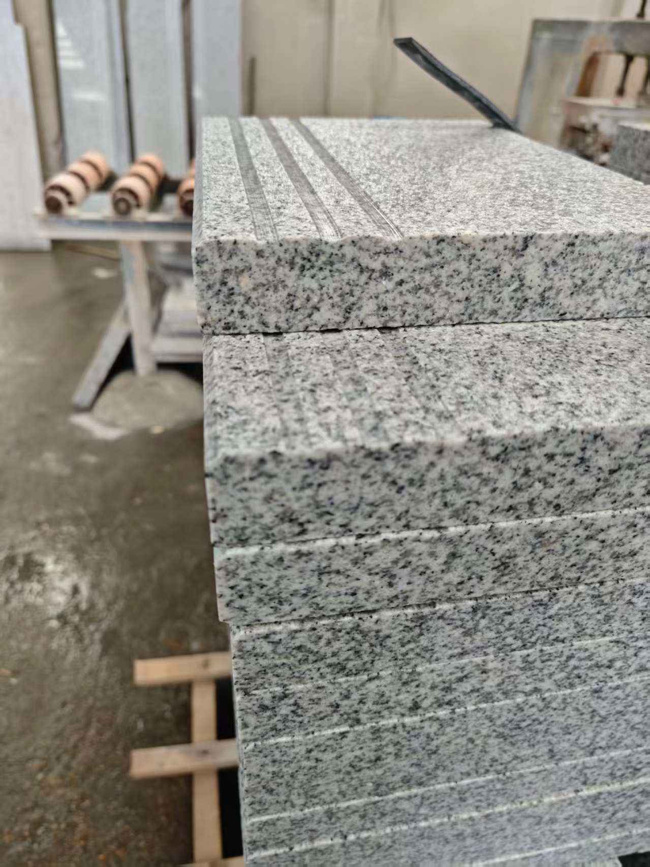 无锡芝麻白楼梯踏步