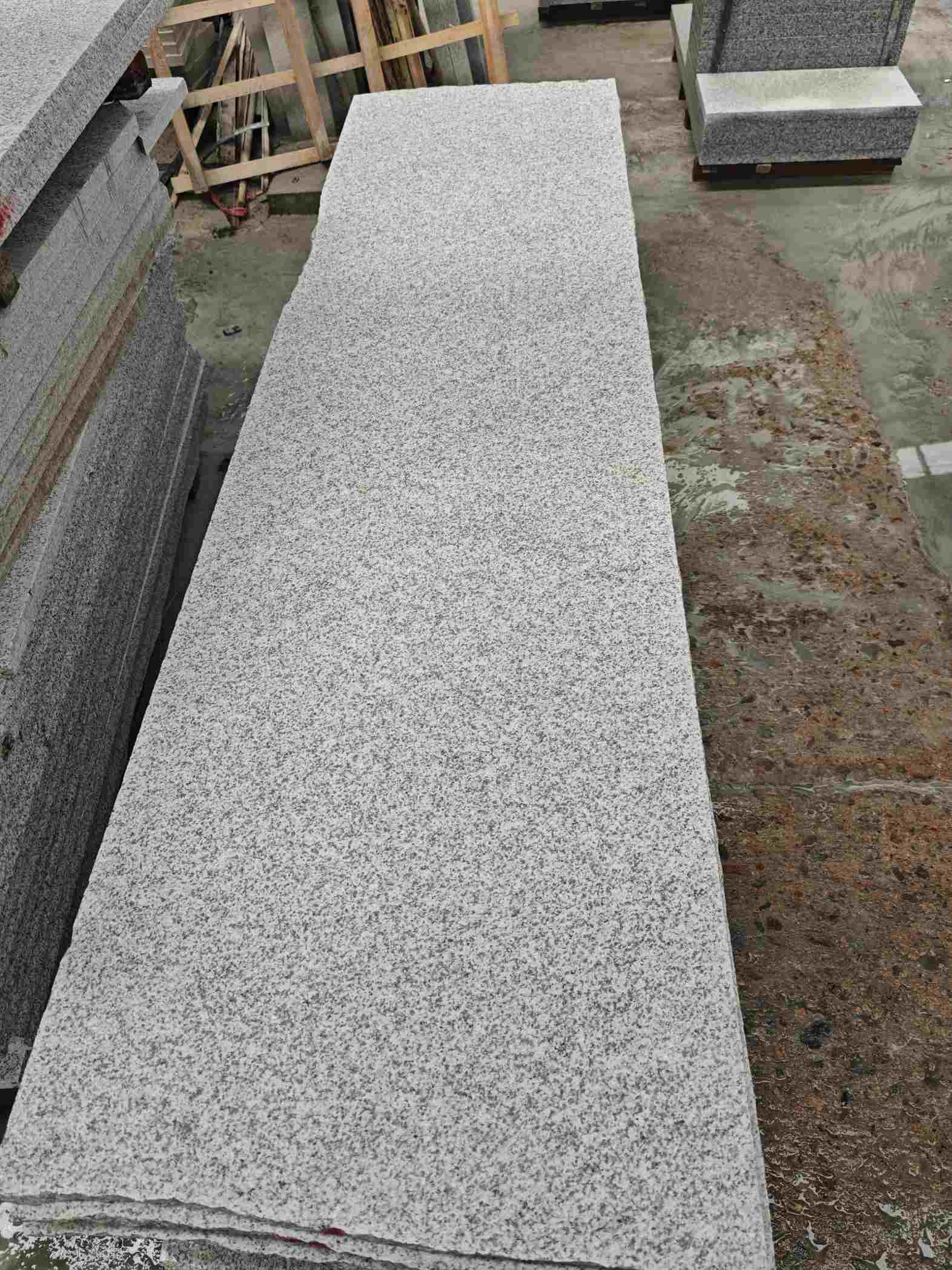 无锡芝麻白毛板厂矿直销