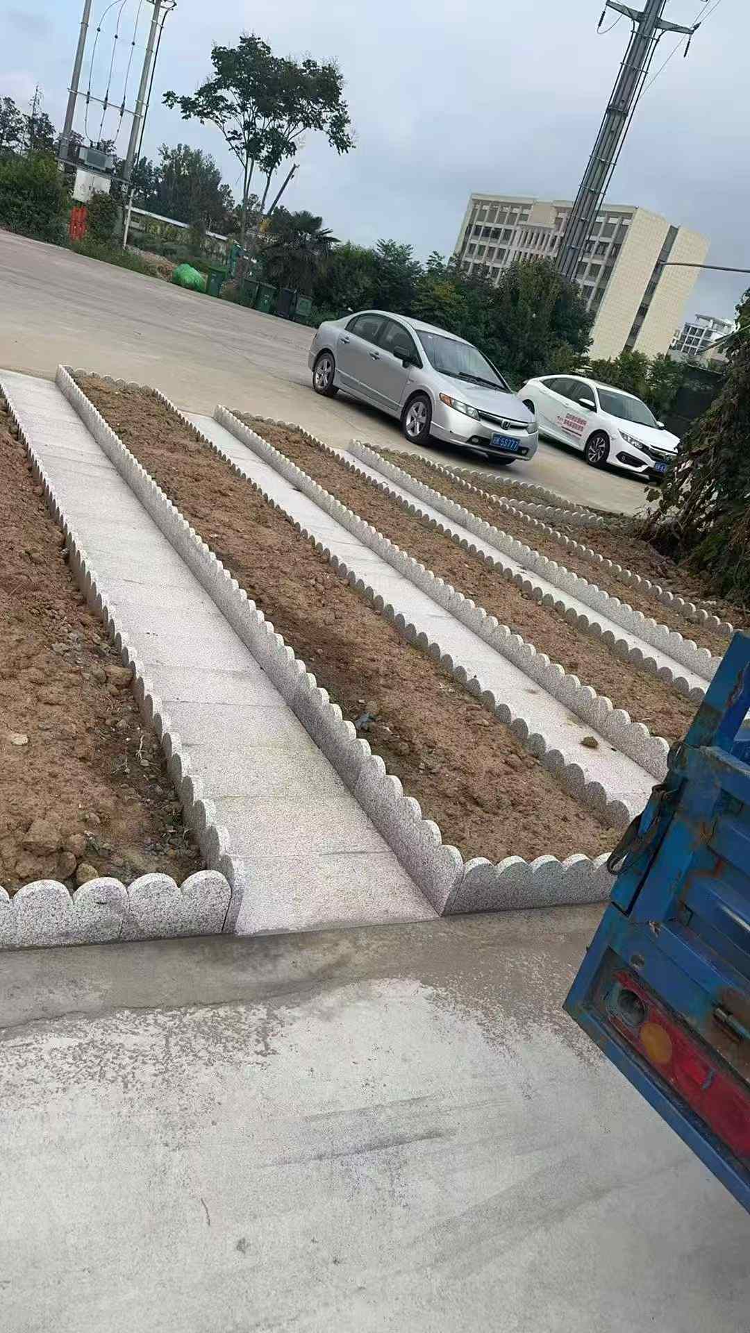 无锡芝麻白花边石